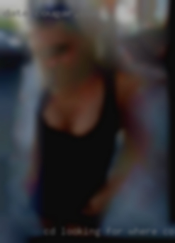 CD Looking for where couples relationship.